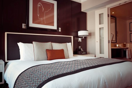 How to Design the Perfect Guest Bedroom
